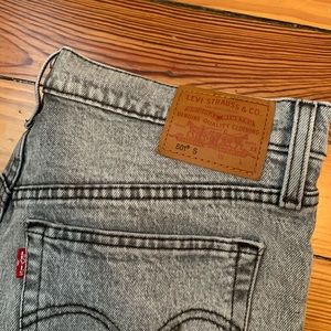 Levi’s 501 S Skinny Ankle Jeans in Grey Size 28
